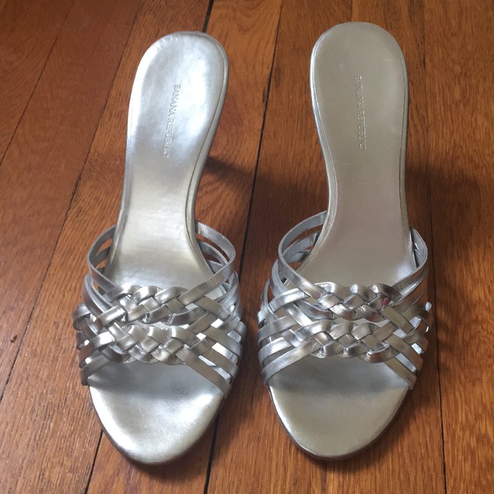 Banana Republic Heels
